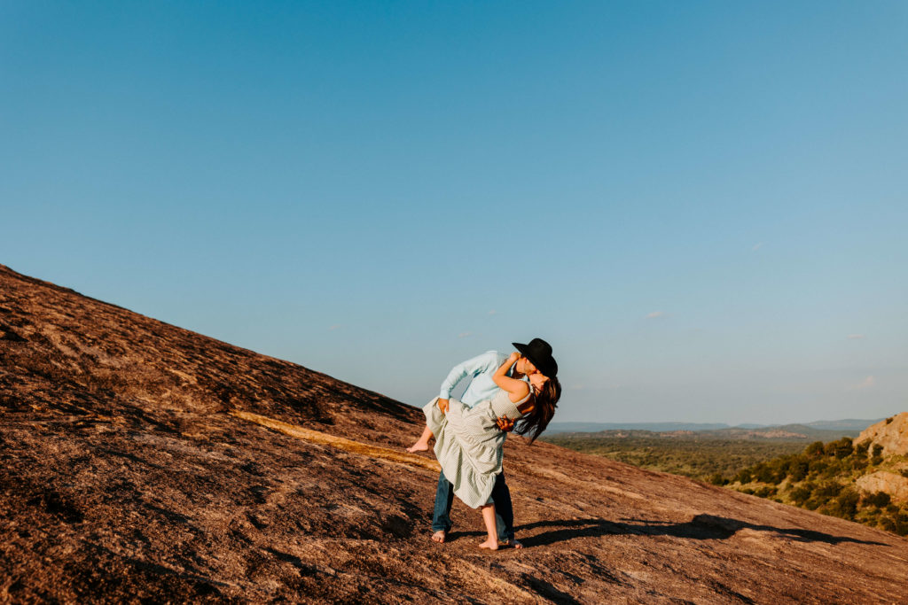 Enchanted Rock Adventure Couples Photo Session - Wisch You Were Here