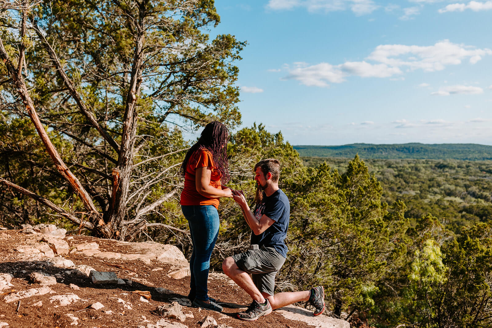 PEDERNALES FALLS STATE PARK PROPOSAL AND ADVENTURE PHOTO SESSION PHOTOGRAPHER AUSTIN TEXAS EMILY WISCH